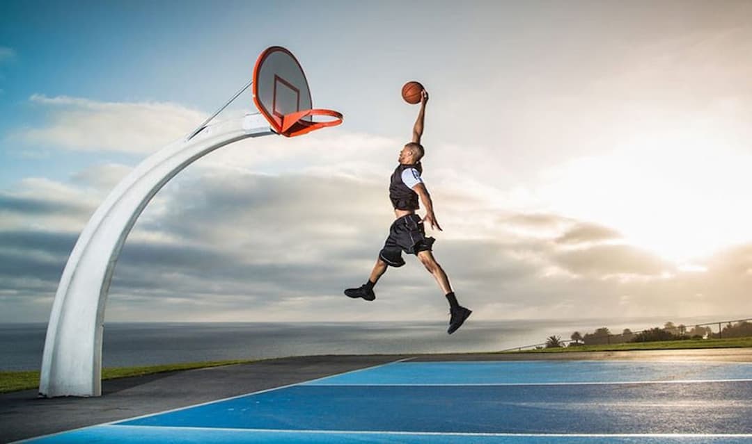7 lợi ích của chơi bóng rổ đối với chiều cao, sức khỏe